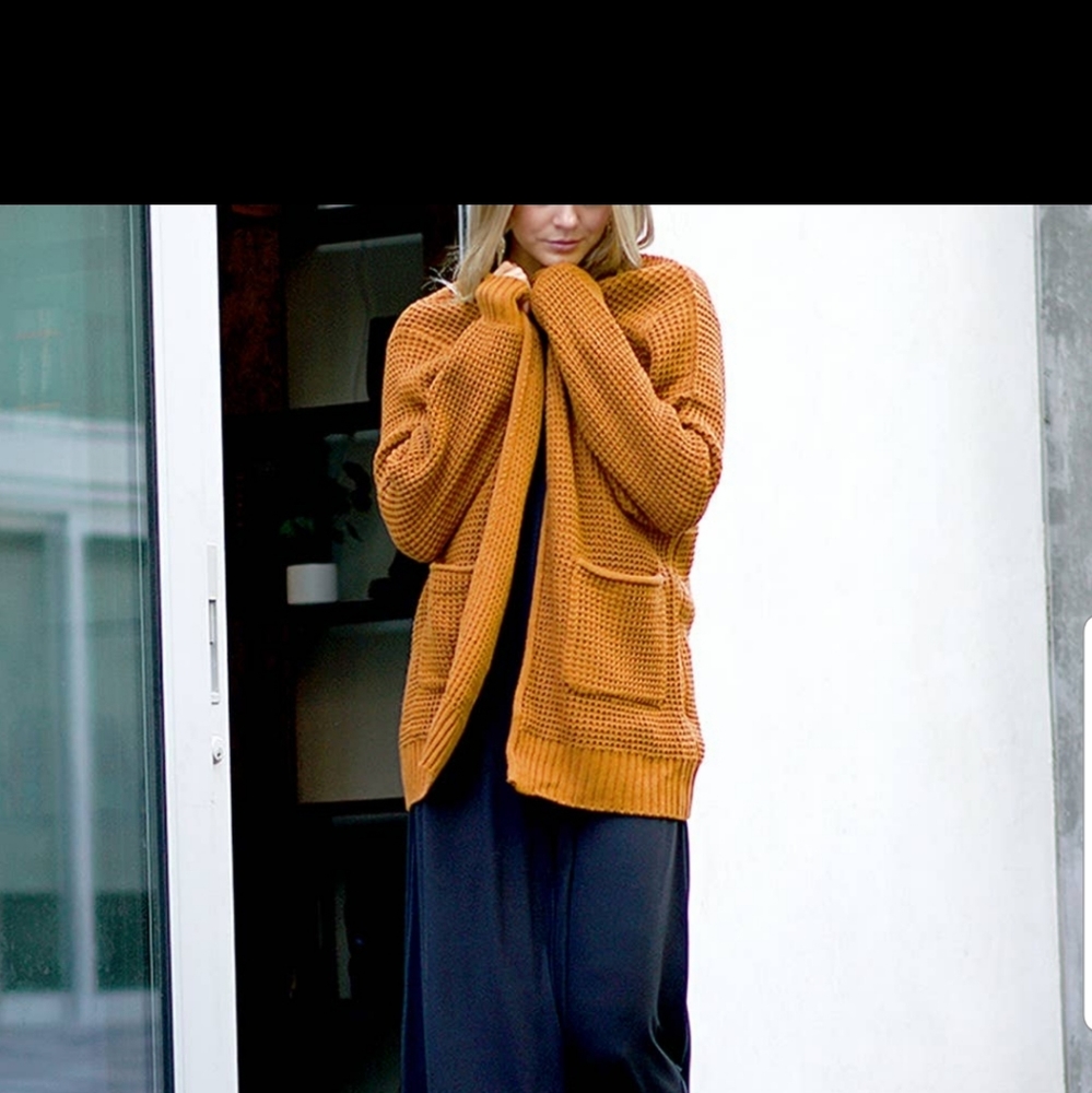 Low gauge open waffle cardigan